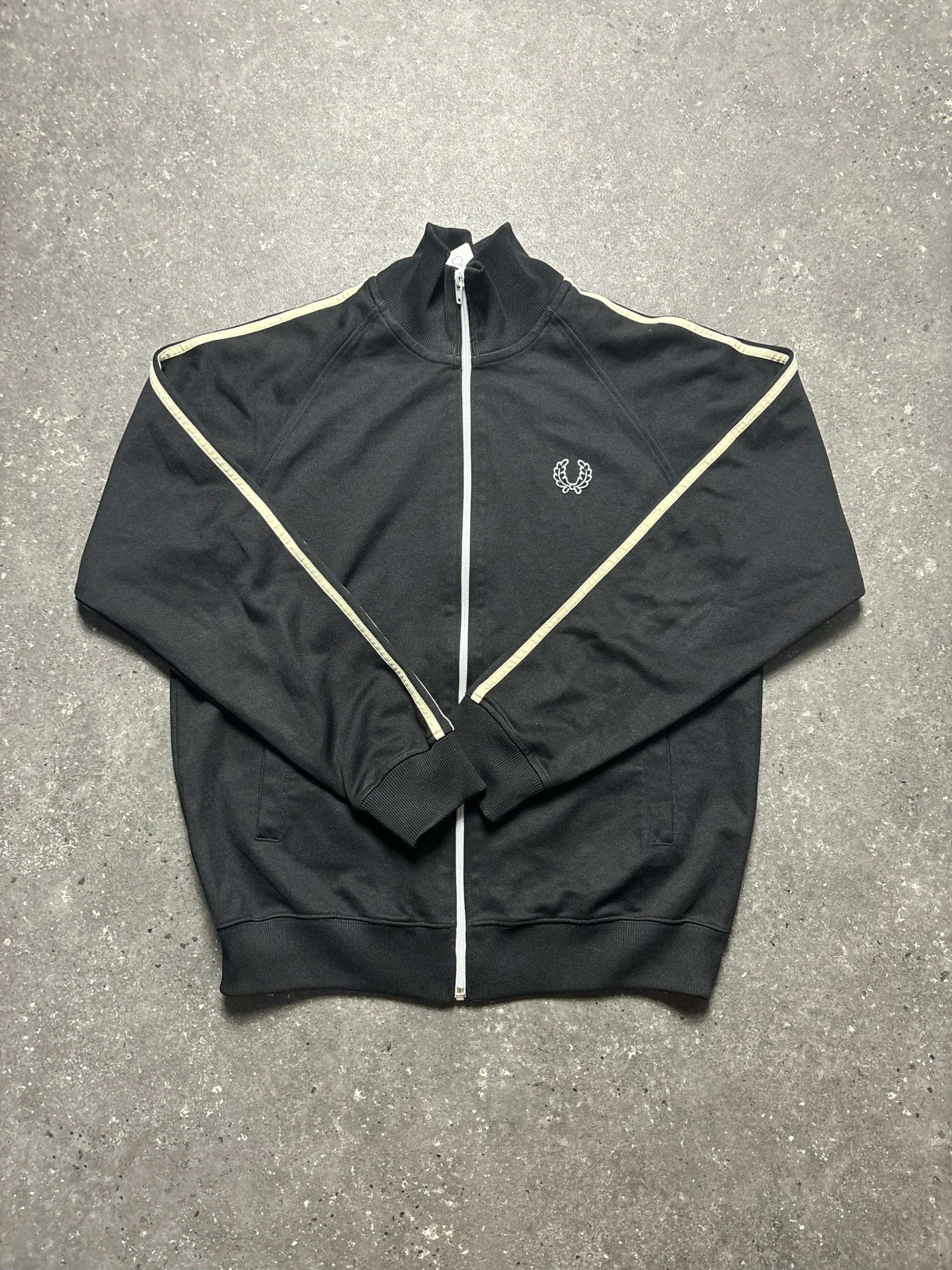 Fred Perry Jacke (M)